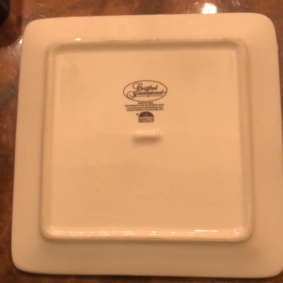 Susan Winget Rooster Avignon Morning 8.5" Salad Plates Certified International - Picture 5 of 5